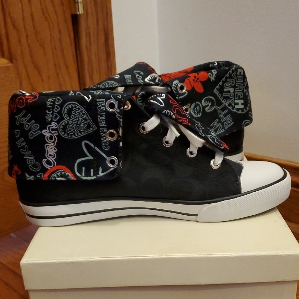 NWT Womens Coach Black and White Canvas Sneakers. 7 - Picture 6 of 16